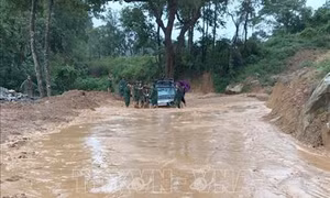 Điện Biên: Sạt lở tại huyện Mường Chà khiến 1 người chết, 1 người bị thương