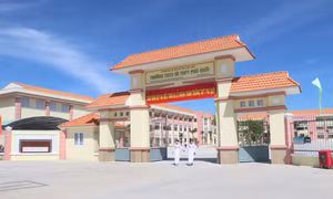 Trường Trung học cơ sở và Trung học Phổ thông Phú Quới (xã Phú Quới, huyện Long Hồ, tỉnh Vĩnh Long). Ảnh: Lê Thúy Hằng - TTXVN