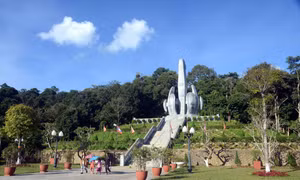 Ngày 3/4/2012, Di tích lịch sử cách mạng Việt Nam - Lào tại bản Lao Khô đã được Bộ Văn hóa - Thể thao và Du lịch Việt Nam xếp hạng Di tích lịch sử cấp Quốc gia. Ảnh: Quang Quyết-TTXVN 