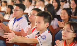 Bộ Giáo dục và Đào tạo yêu cầu thực hiện đúng quy định đối với các khoản thu