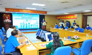 Quang cảnh lễ phát động. Ảnh: Minh Đức – TTXVN 