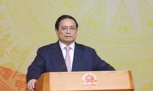 Thủ tướng Phạm Minh Chính chủ trì Hội nghị đẩy nhanh tiến độ công tác quy hoạch thời kỳ 2021-2030. Ảnh: Dương Giang-TTXVN