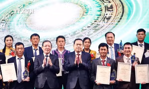 Chủ tịch Quốc hội Trần Thanh Mẫn: Nông dân Việt Nam tự tin, tự lực, tự cường, chủ động, sáng tạo, đưa đất nước bước vào kỷ nguyên mới