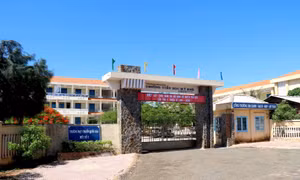 Nhiều cơ sở giáo dục được cải tạo khang trang. Nguồn:baobinhthuan.com.vn