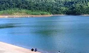 Đập Thác Chuối, nơi xảy ra vụ đuối nước thương tâm. Ảnh: TTXVN phát 