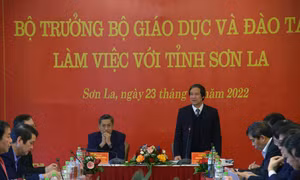 Bộ trưởng Bộ Giáo dục và Đào tạo Nguyễn Kim Sơn phát biểu. Ảnh: Quang Quyết-TTXVN 