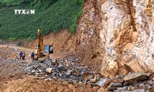 Hà Giang: Đá lăn khiến hai bố con tử vong