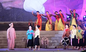 Hiện nay, trên địa bàn hai tỉnh Nghệ An và Hà Tĩnh, ở đâu cũng có người biết thực hành Ví, Giặm. Ảnh : thegioidisan.vn
