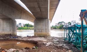Địa điểm xảy ra vụ đuối nước tại gần gầm cầu Ka Long 2, phường Ninh Dương, thành phố Móng Cái (tỉnh Quảng Ninh). Ảnh: baoquangninh.vn
