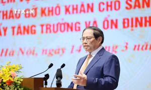 Thủ tướng Phạm Minh Chính phát biểu chỉ đạo Hội nghị triển khai nhiệm vụ điều hành chính sách tiền tệ năm 2024. Ảnh: Dương Giang-TTXVN