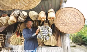 Nguy cơ mai một làng nghề truyền thống mây tre đan Nà Tấu