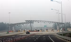 Hà Nội thí điểm khoán xe công cho lãnh đạo nhiều sở, địa phương