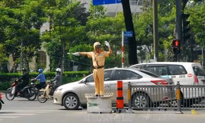 Thành phố Hồ Chí Minh ra quân đảm bảo trật tự an toàn giao thông sau Tết Nguyên đán Đinh Dậu