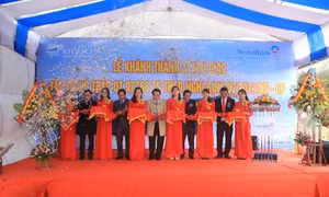 Bàn giao tàu vỏ thép cho ngư dân vươn khơi bám biển