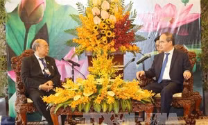 Bí thư Thành ủy Thành phố Hồ Chí Minh Nguyễn Thiện Nhân tiếp Chủ tịch Thượng viện Myanmar