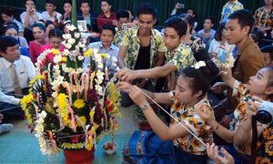 Sinh viên Lào tại Quảng Nam đón Tết Bunpimay