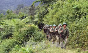 Màu áo xanh chiến sĩ biên phòng Ga Ry nơi “cổng trời” vùng biên