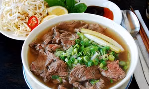 Phở Việt vào top món đường phố được yêu thích trên báo Anh