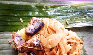 Lạ miệng với xôi măng Kon Tum