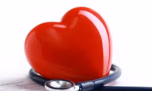 9 công dụng không ngờ của nước ép lá đu đủ