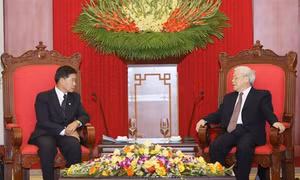 Tổng Bí thư Nguyễn Phú Trọng và Thủ tướng Nguyễn Xuân Phúc tiếp Bí thư - Đô trưởng Viêng Chăn