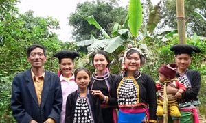Trang phục của người Si La