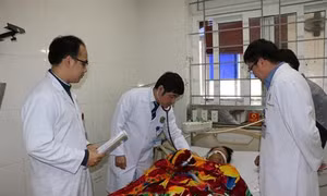 Hà Tĩnh: 6 người bị ngộ độc khí CO khi đốt than sưởi ấm