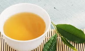 Mẹo dưỡng da với trà xanh