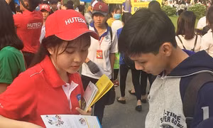 Tư vấn tuyển sinh - hướng nghiệp Đại học 2017 cho học sinh thành phố Cần Thơ và các tỉnh Đồng bằng sông Cửu Long.