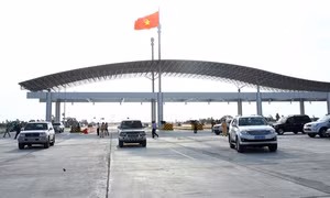 Từ 1/3, Hà Nội thí điểm khoán kinh phí sử dụng xe ô tô công