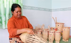 Bà Ka Ệp thổi hồn vào tre nứa