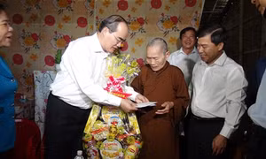 Lãnh đạo Đảng, Nhà nước chúc Tết tại các địa phương