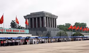 Lăng Chủ tịch Hồ Chí Minh mở cửa trở lại từ ngày 5/12