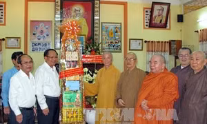 Lãnh đạo Thành phố Hồ Chí Minh thăm, chúc Tết các cơ sở tôn giáo