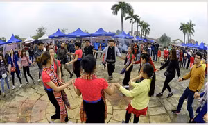 Sôi nổi các hoạt động văn hóa tại Làng Văn hóa-Du lịch các dân tộc Việt Nam chào năm mới 2017