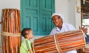 Người “tạo hồn” trống Ghi-năng