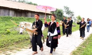 Tái hiện lễ Xử Ca của người Mông