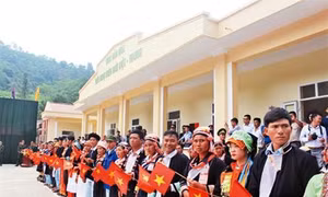 Ngôi nhà chung của dân bản Pô Tô