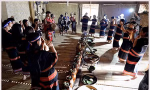 Lễ hội Cha Kchiah của người Giẻ Triêng