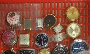 Hải quan Tân Sơn Nhất phát hiện đối tượng lợi dụng “cửa xanh” để vận chuyển trái phép