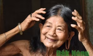 Những người M'nông căng tai cuối cùng ở Tây Nguyên