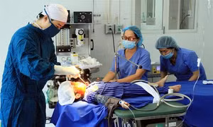Hỗ trợ phẫu thuật cho trẻ em khuyết tật tỉnh miền núi Lạng Sơn