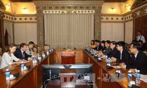 Chủ tịch UBND Thành phố Hồ Chí Minh tiếp Đại sứ, Trưởng đại diện Phái đoàn Liên minh châu Âu tại Việt Nam
