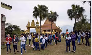 Khám phá văn hóa Khmer Nam Bộ tại Đồng Mô trong tháng 10