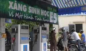 Giá xăng dầu đồng loạt tăng hơn 300 đồng/lít