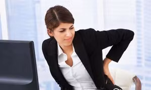 Ngồi lâu dễ dẫn đến khuyết tật đi lại