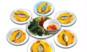 Độc đáo bánh khoái nhân cá kình