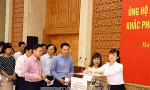 Gây quỹ hỗ trợ người dân nghèo vùng bão lũ