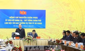 Thủ tướng Nguyễn Xuân Phúc: Hà Giang cần tái cơ cấu mạnh mẽ cả về kinh tế và tổ chức bộ máy