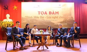 Tọa đàm "Đinh Hữu Dư - Lửa nghề cháy mãi"